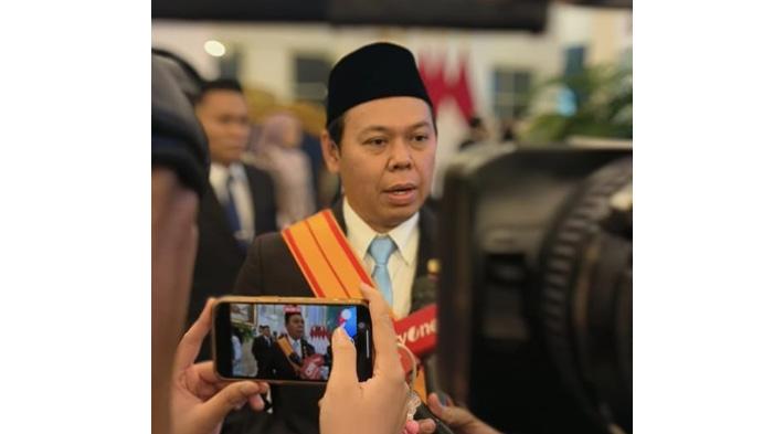 anugerah-kehormatan-dpd-ri.jpg