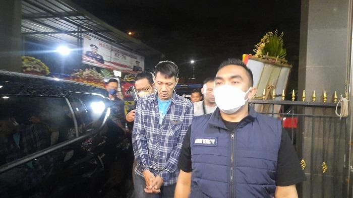 aparat-polsek-cengkareng-jakarta-barat-meringkus-satu-pelaku-pencurian-rumah-koson.jpg