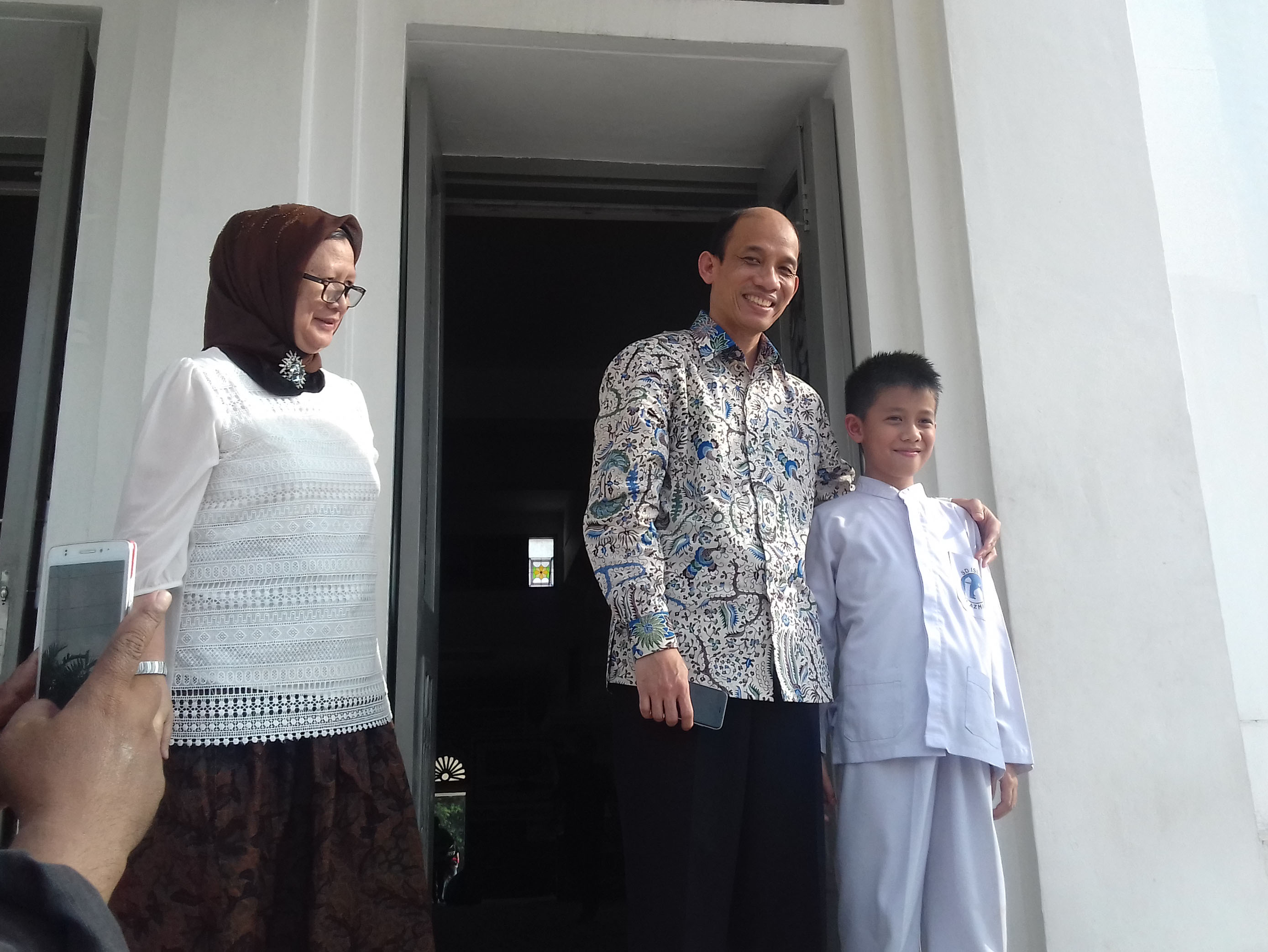 arcandra-beraktifitas-pasca-diberhentikan-presiden_20160816_221515.jpg