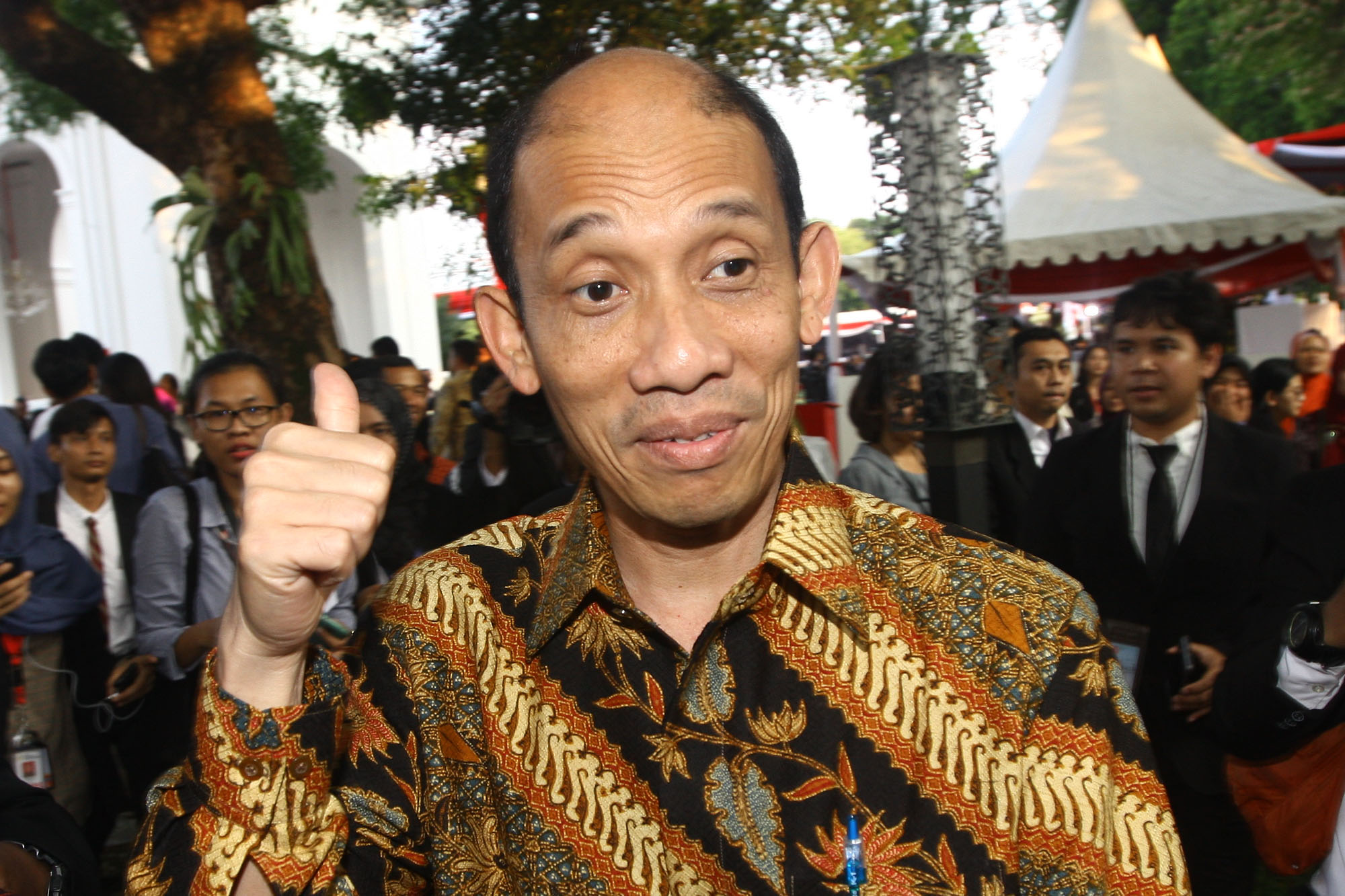 arcandra-tahar-temui-presiden-joko-widodo-di-istana_20160817_194813.jpg