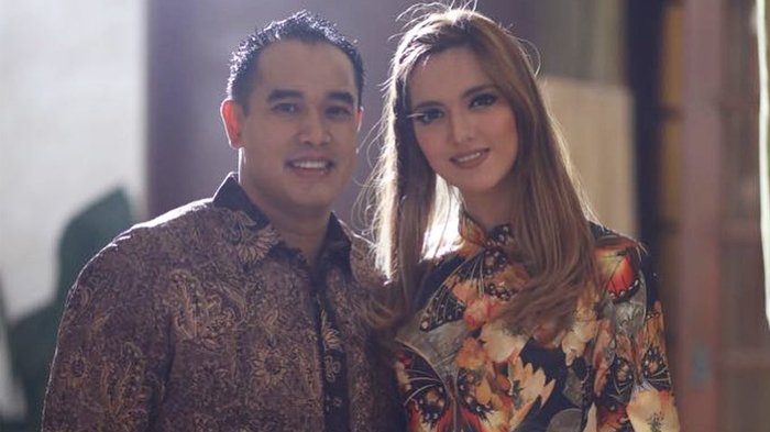 ardi-bakrie-dan-nia-ramadhani_20180709_094924.jpg