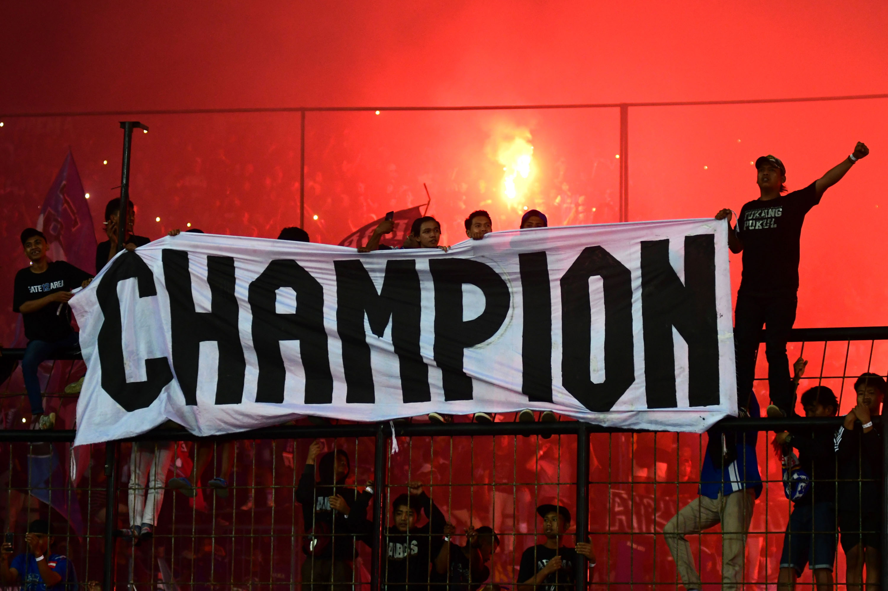 arema-fc-menang-1-0-atas-borneo-fc-samarinda_20220715_001943.jpg