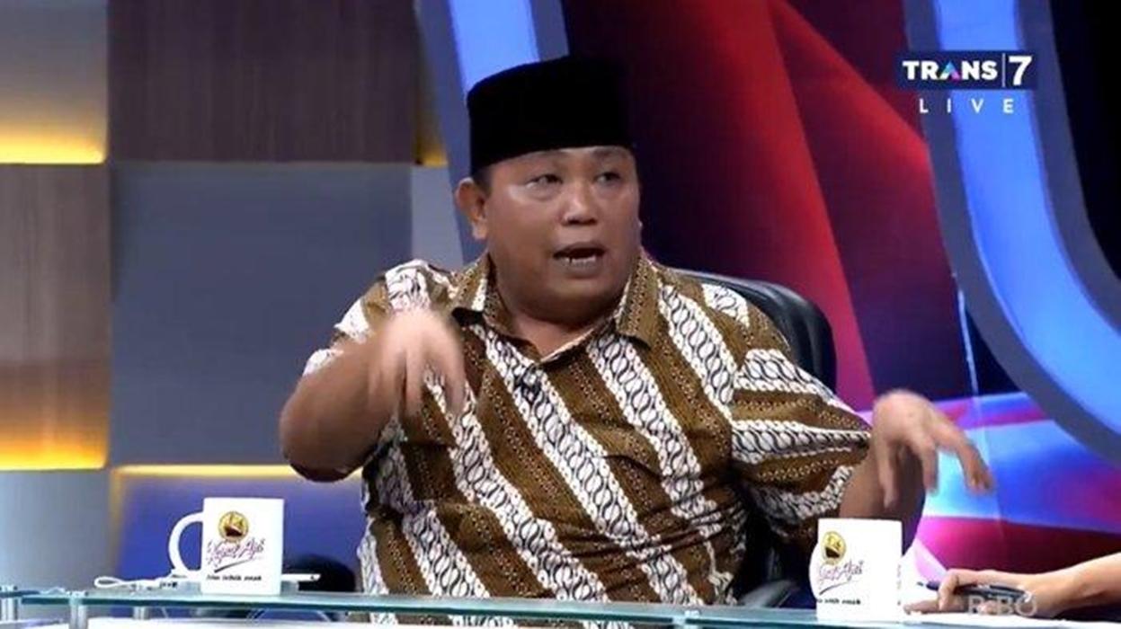 arief-poyuono-minta-presiden-jokowi-pecat-semua-direksi-pln-sampai-ancam-pidanakan.jpg