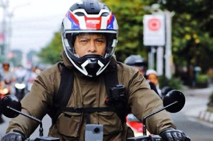 ariel-noah-turing-naik-bmw-rninet-ke-salatiga.jpg