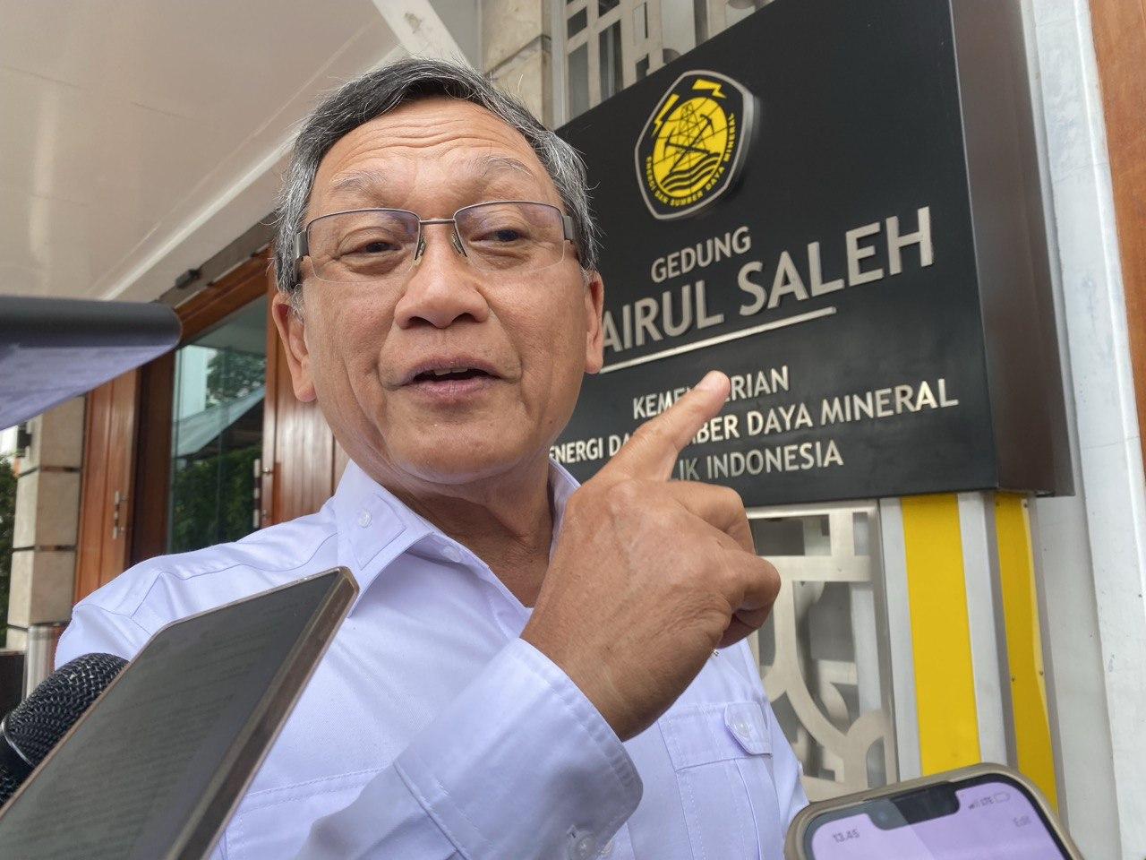 arifin-tasrif-ketika-ditemui-di-kantor-kementerian-esdm.jpg