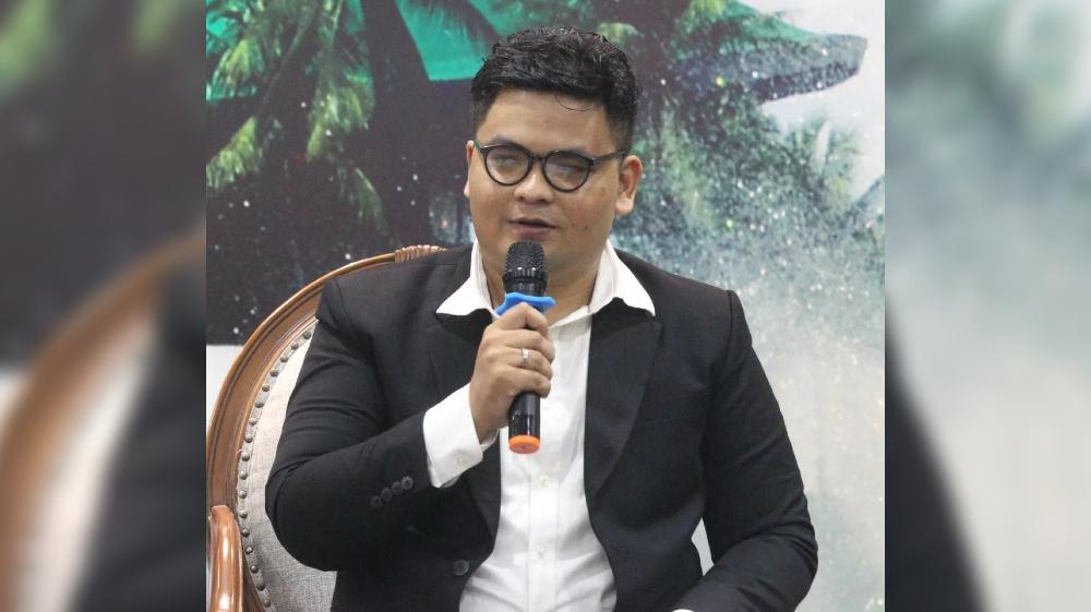 arifki-chaniago-pengamat-politik.jpg