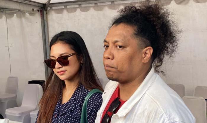 Arie Kriting Disebut Pakai Ilmu Hitam, Suami Indah Permatasari Santai Hadapi Tudingan Mama Mertua