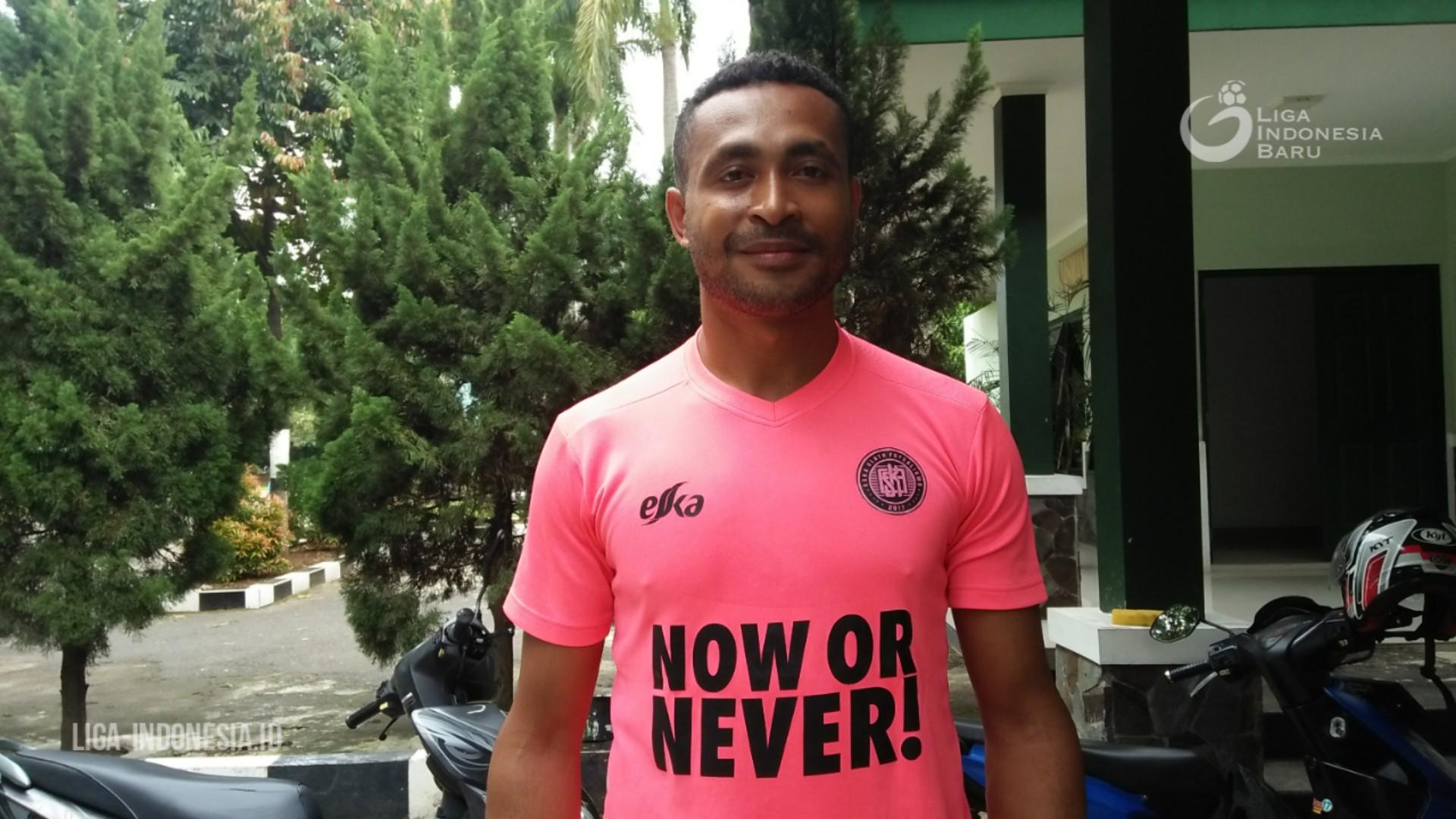 arthur-bonai-calon-pemain-tira-persikabo.jpg