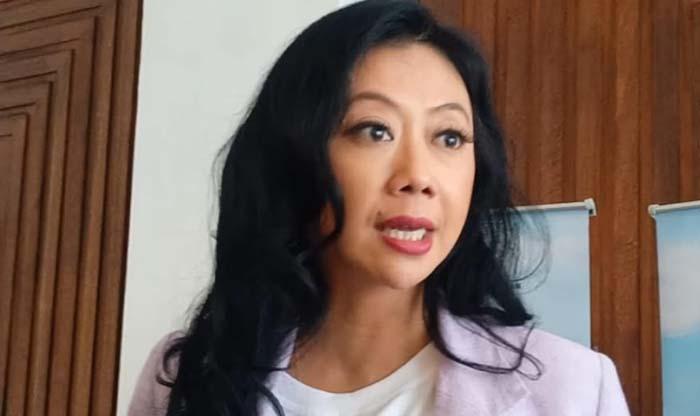 Asri Welas Dampingi Putranya Persiapkan Diri Kejar Cita-cita Jadi Dokter