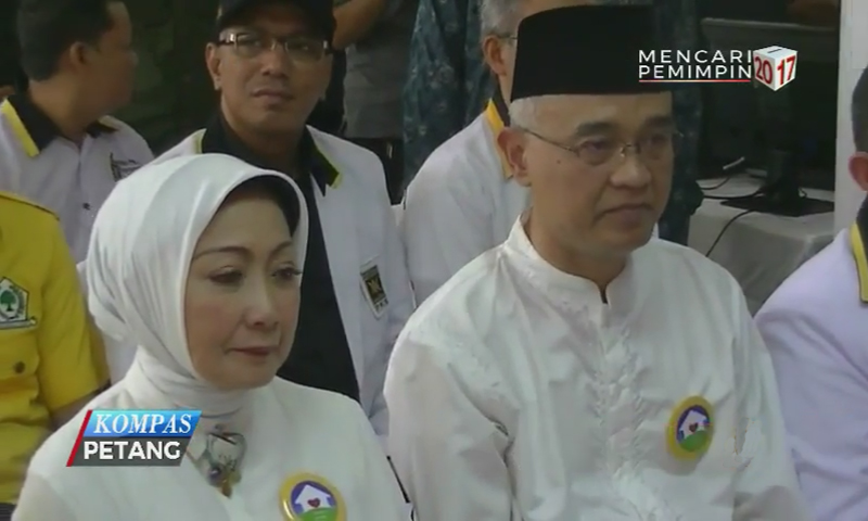 atty-suharti-wali-kota-cimahi-non-aktif_20161203_124756.jpg