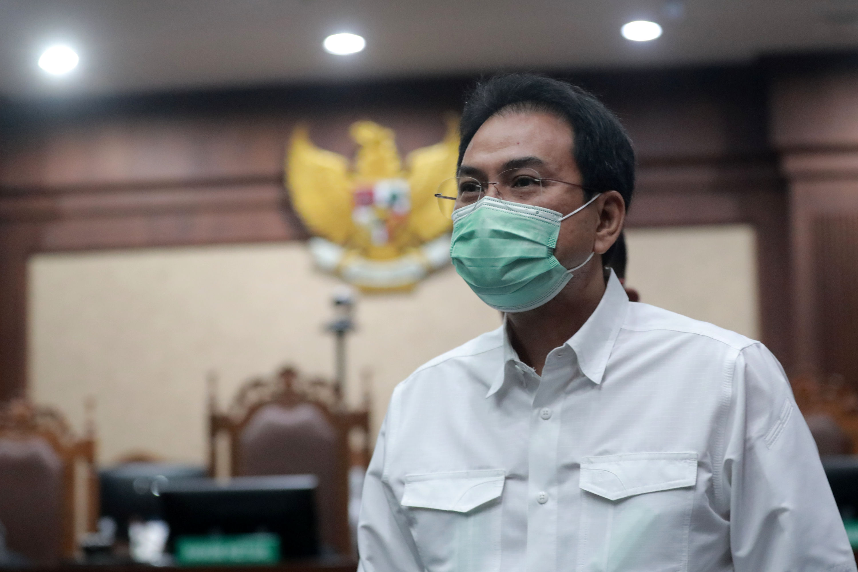 azis-syamsuddin-divonis-35-tahun-penjara_20220217_134109.jpg