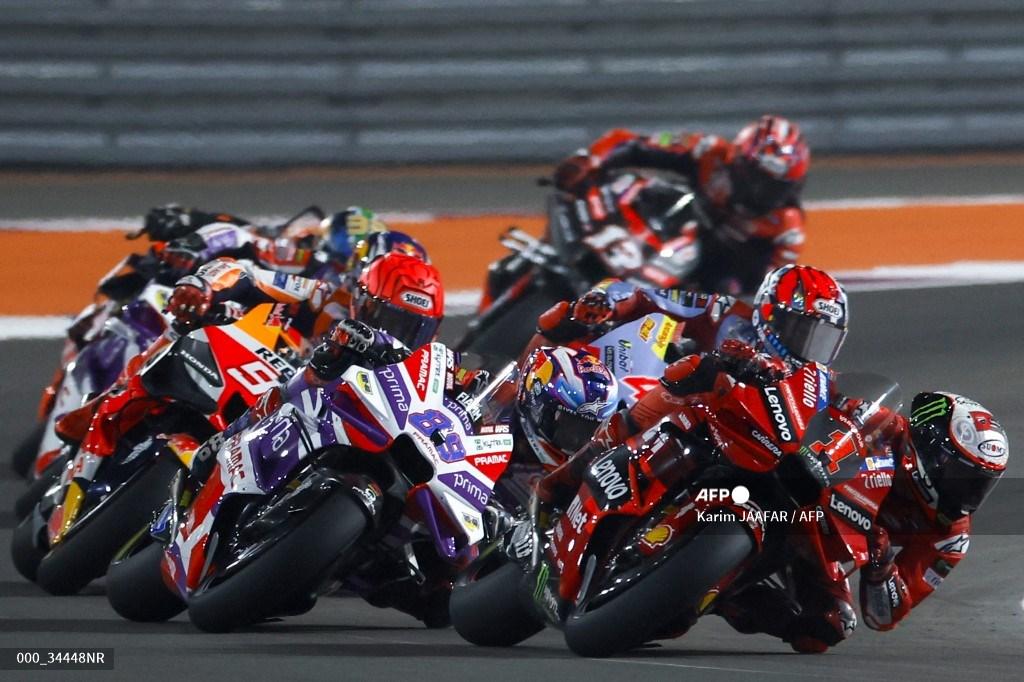 bagnaia-vs-martin-sprint-race-motogp-qatar-2023.jpg
