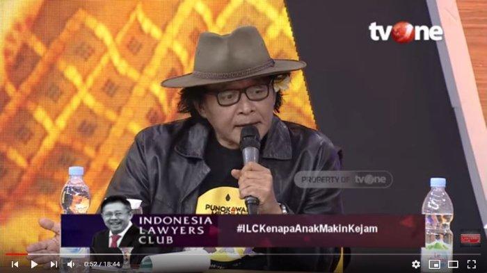 bahas-kasus-pembunuhan-abg-sudjiwo-tedjo-berkelakar-singgung-john-lennon-karni-ilyas-yang-ditembak.jpg