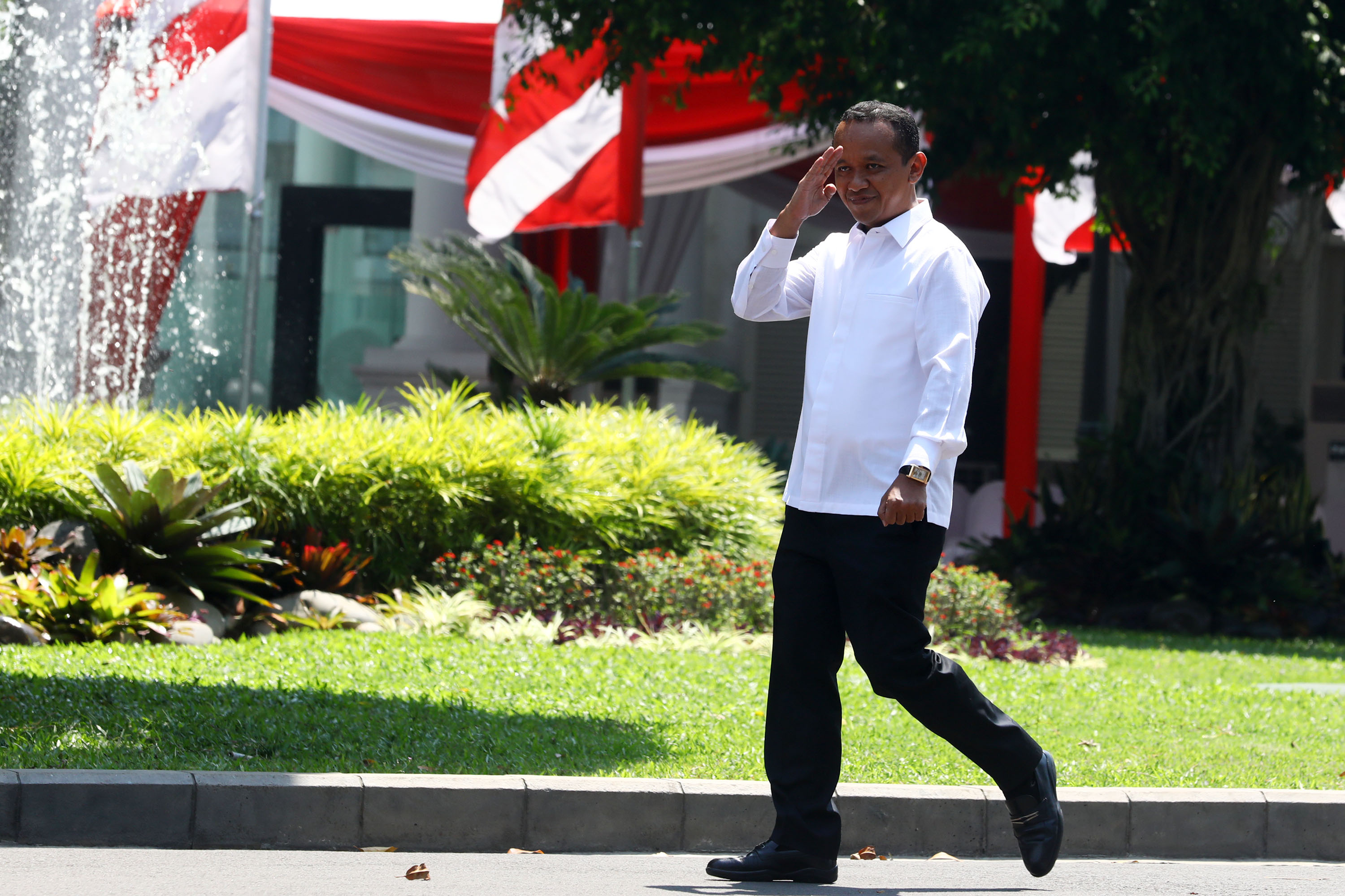 bahlil-lahadalia-datang-ke-istana-kepresidenan_20191022_171044.jpg