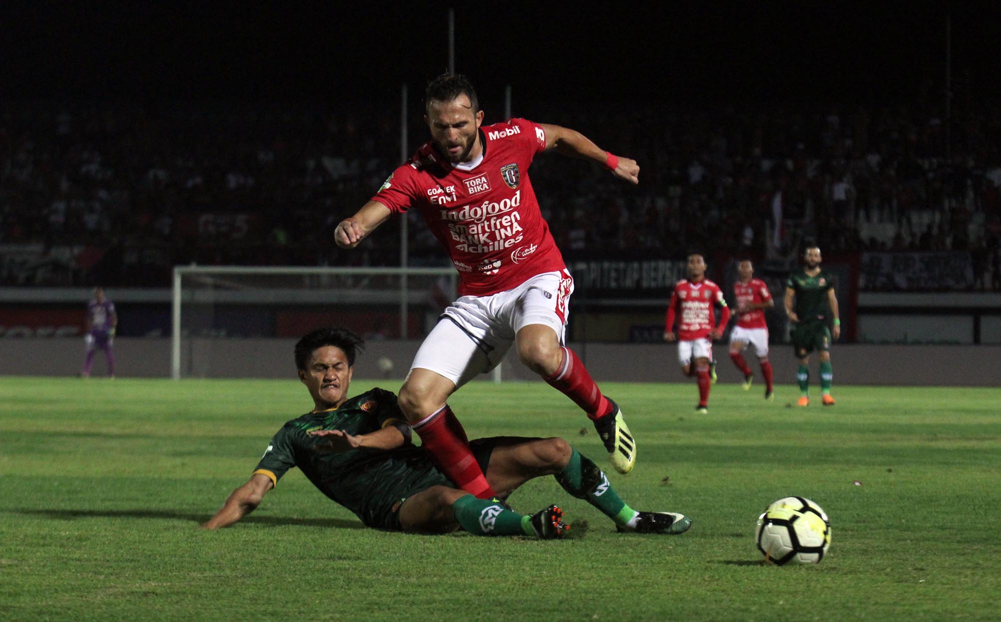bali-united-ditahan-imbang-ps-tira_20180925_195639.jpg