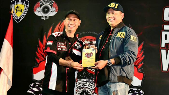 bamsoet-dalam-acara-pelantikan-pengurus-mbi-bali-2021-2024.jpg