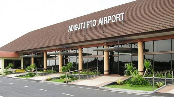 bandara-adisutjipto-yogyakarta_20180101_170040.jpg