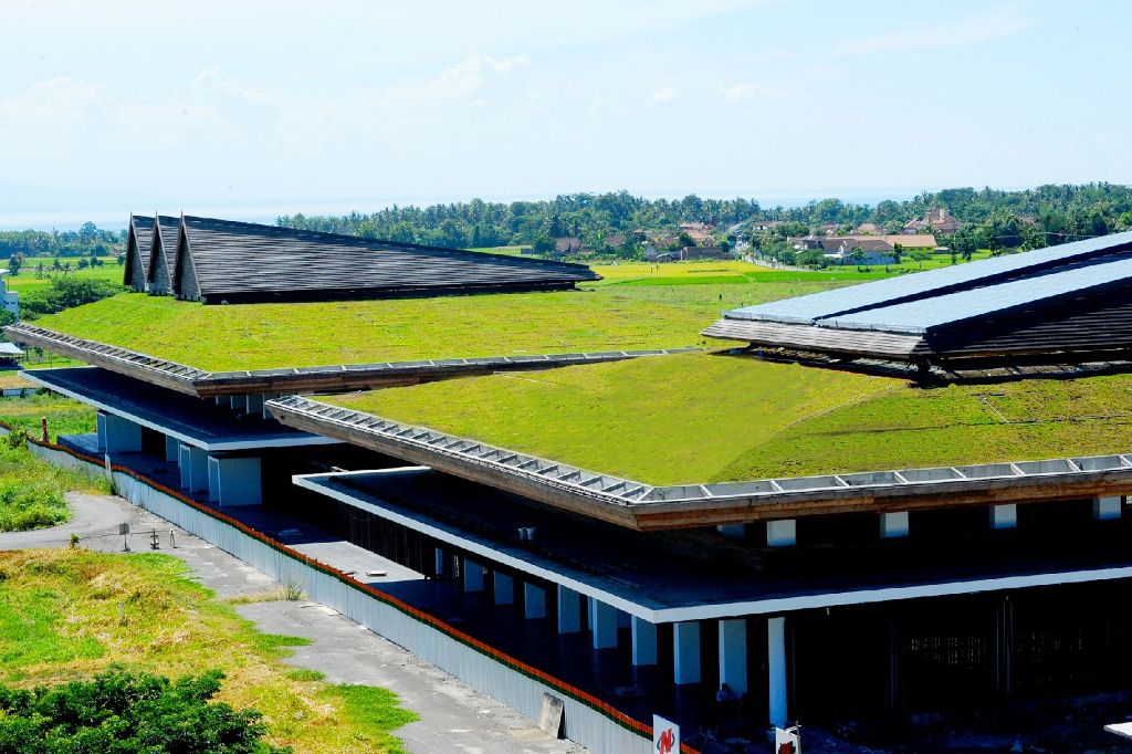 bandara-blimbingsari-banyuwangi_20160812_134210.jpg