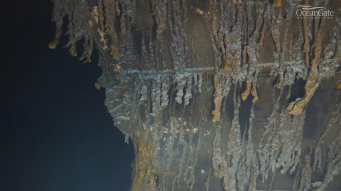 bangkai-kapal-titanic-dalam-video-oceangate-expeditions.jpg