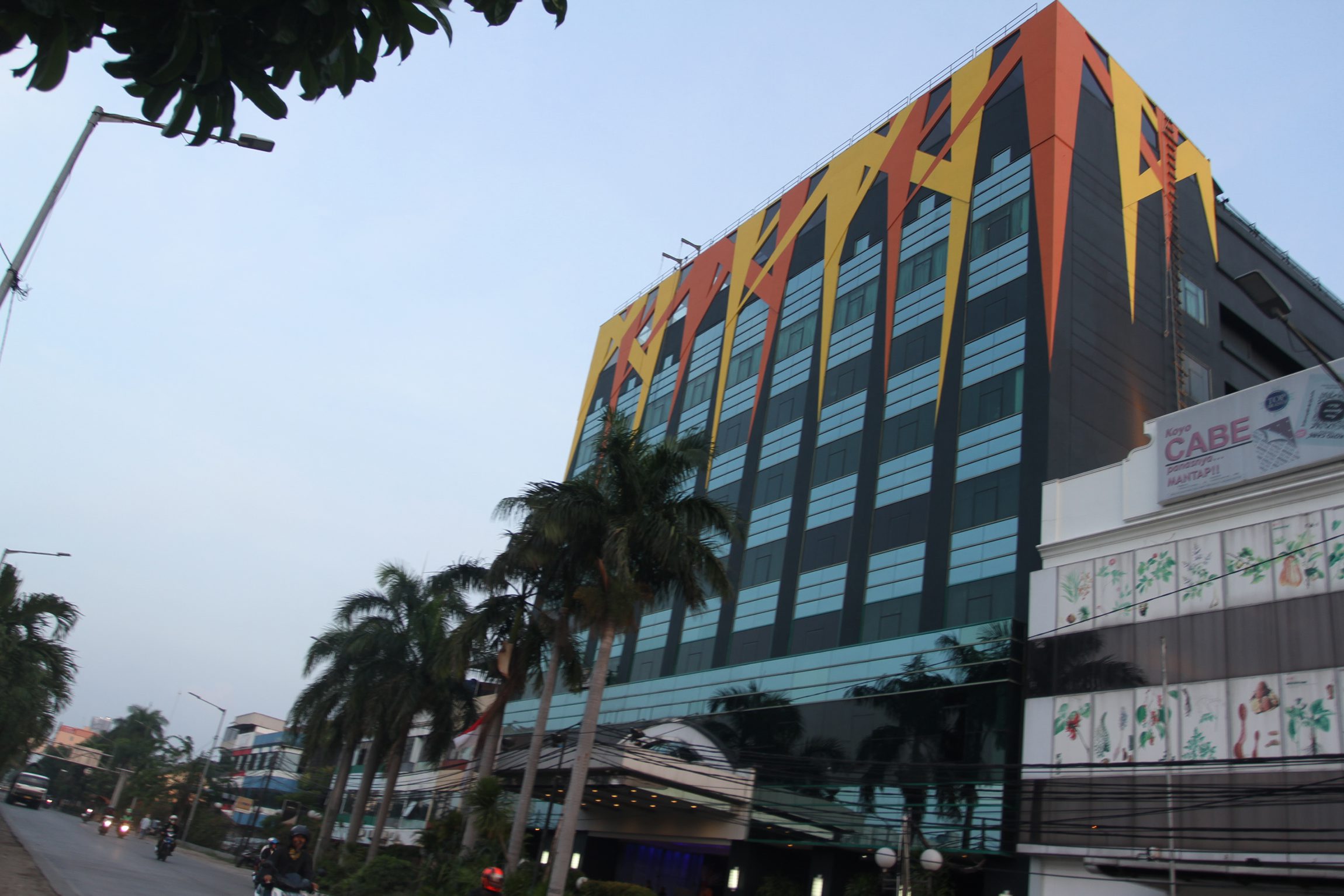 bangunan-hotel-alexis-jakarta_20171031_120033.jpg