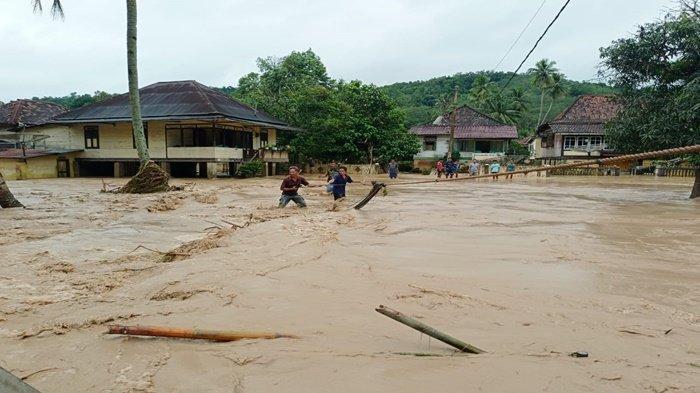 banjir-di-lahat-10-maret.jpg