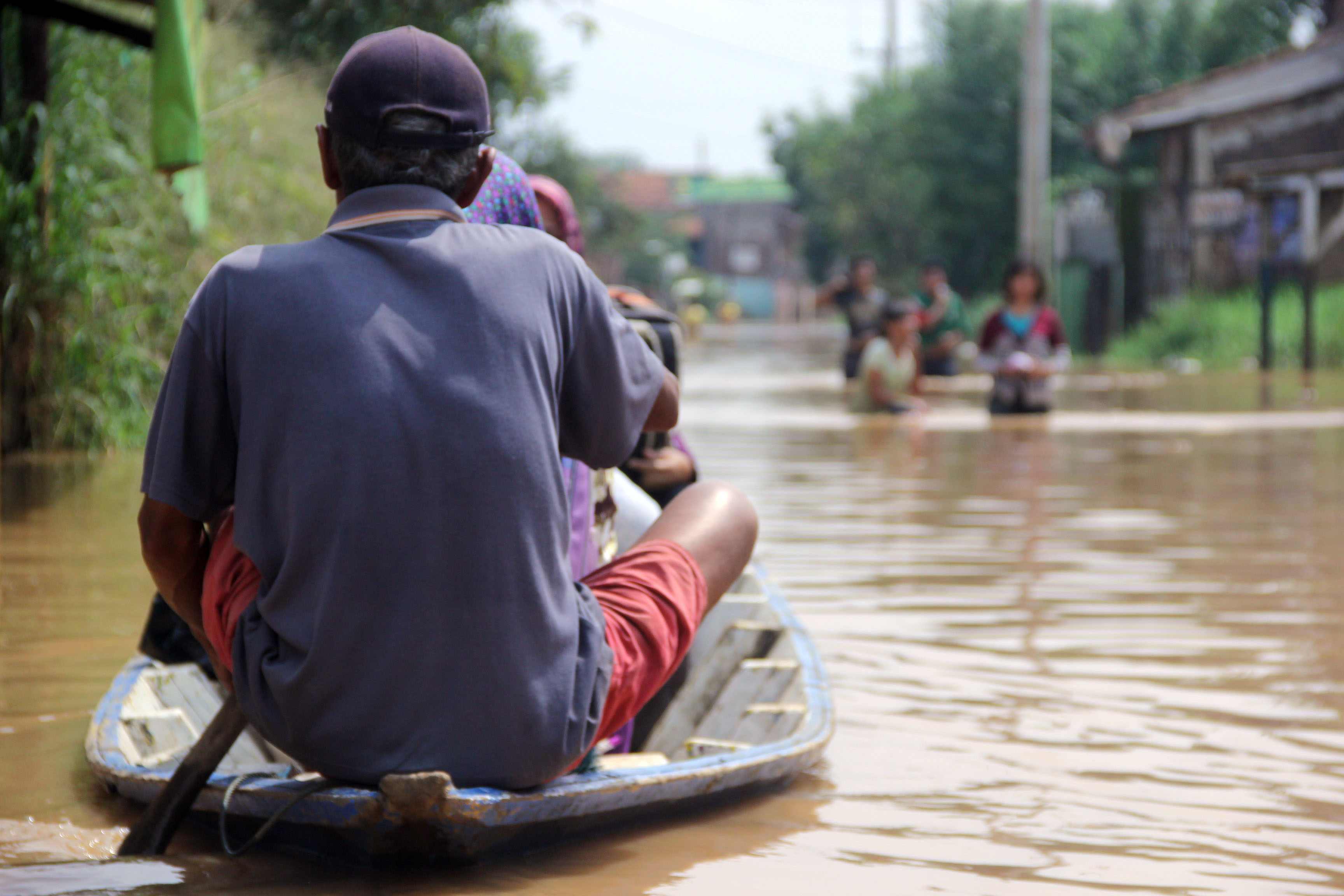 banjir-luapan-sungai-citarum-bandung_20160525_160250.jpg