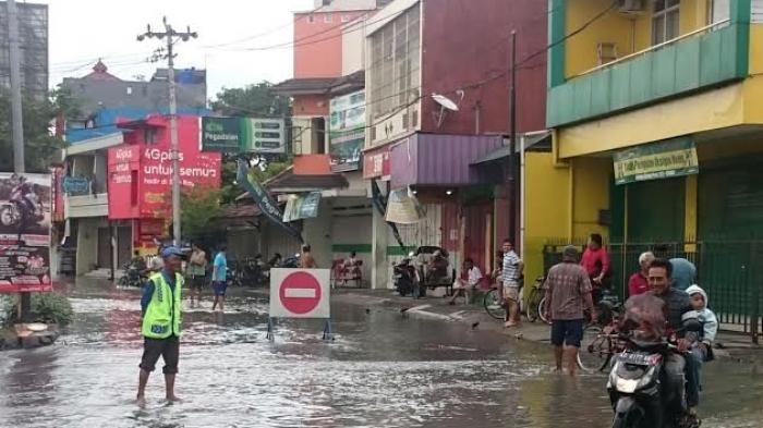 banjir-solo_20160619_120711.jpg