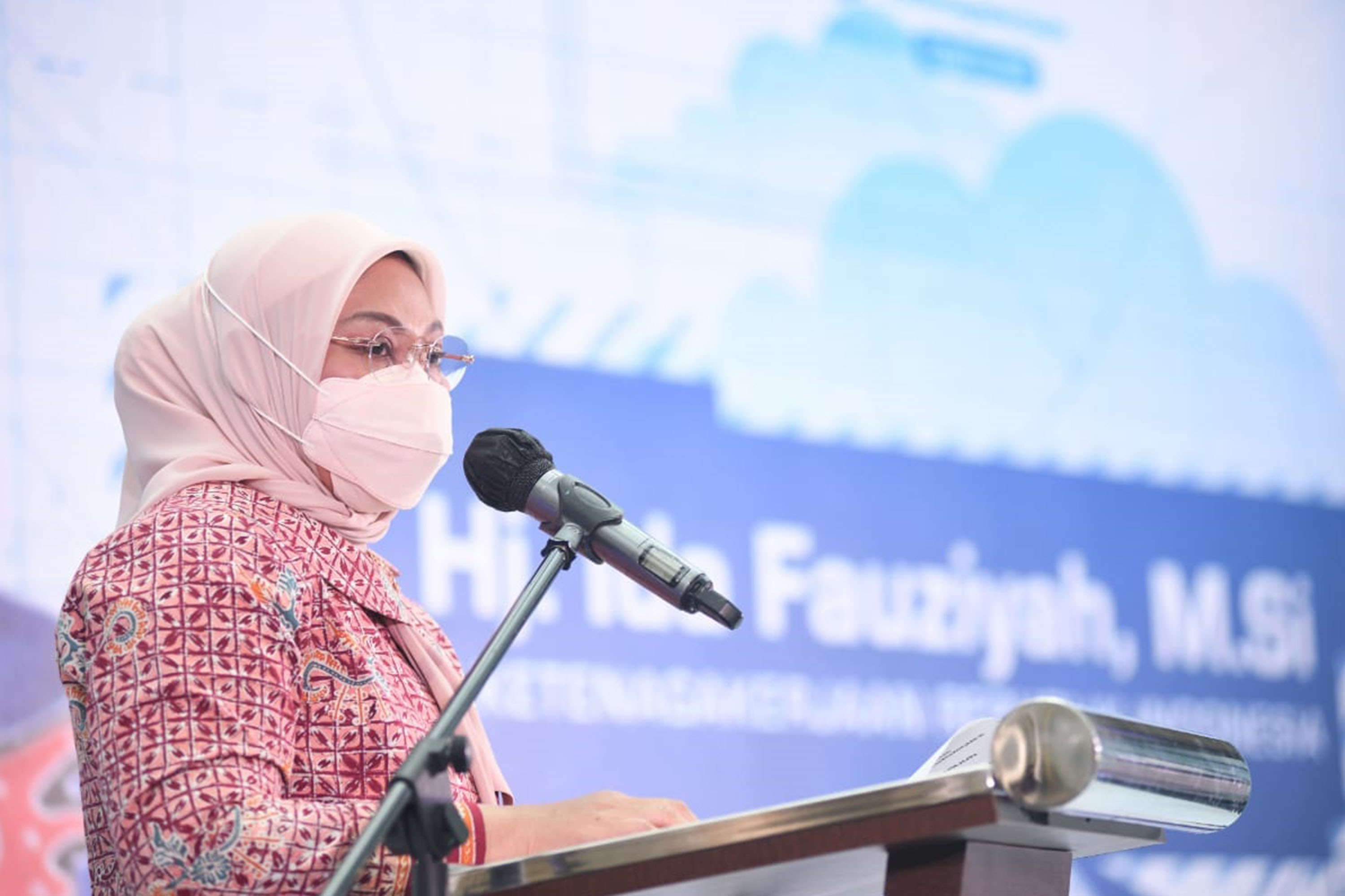 bank-btn-gelar-akad-massal-kredit-rumah-pekerja_20211130_231049.jpg