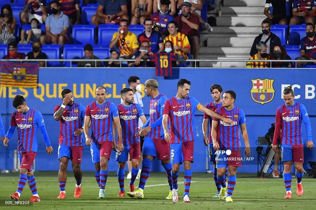 barcelona-merayakan-gol-kedua-mereka-selama-pertandingan.jpg