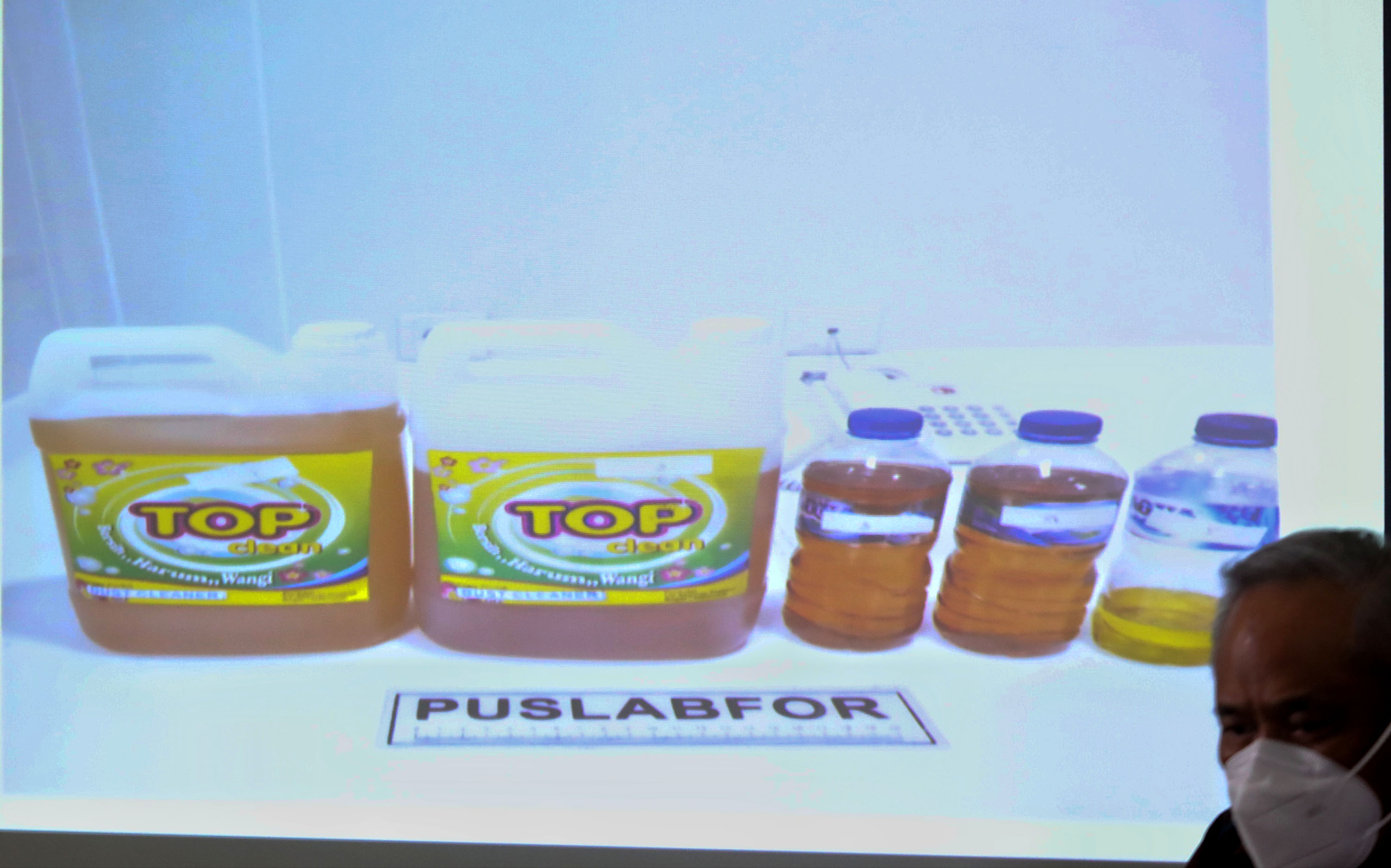 bareskrim-polri-ungkap-kasus-kebakaran-gedung-kejagung_20201023_193056.jpg