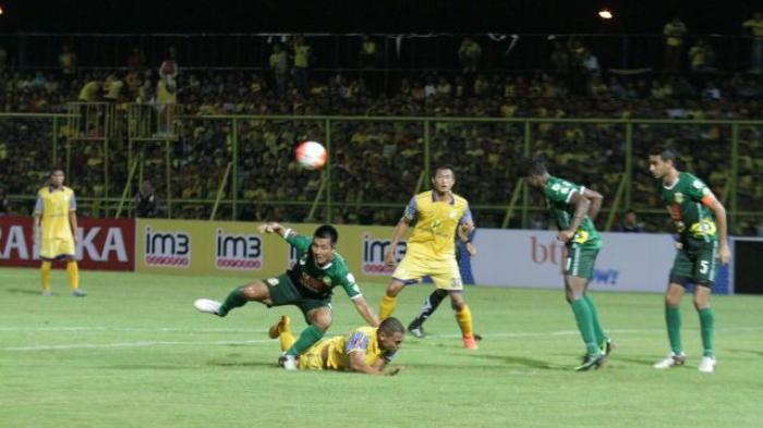 barito-vs-bhayangkara-surabaya-united_20160501_020714.jpg