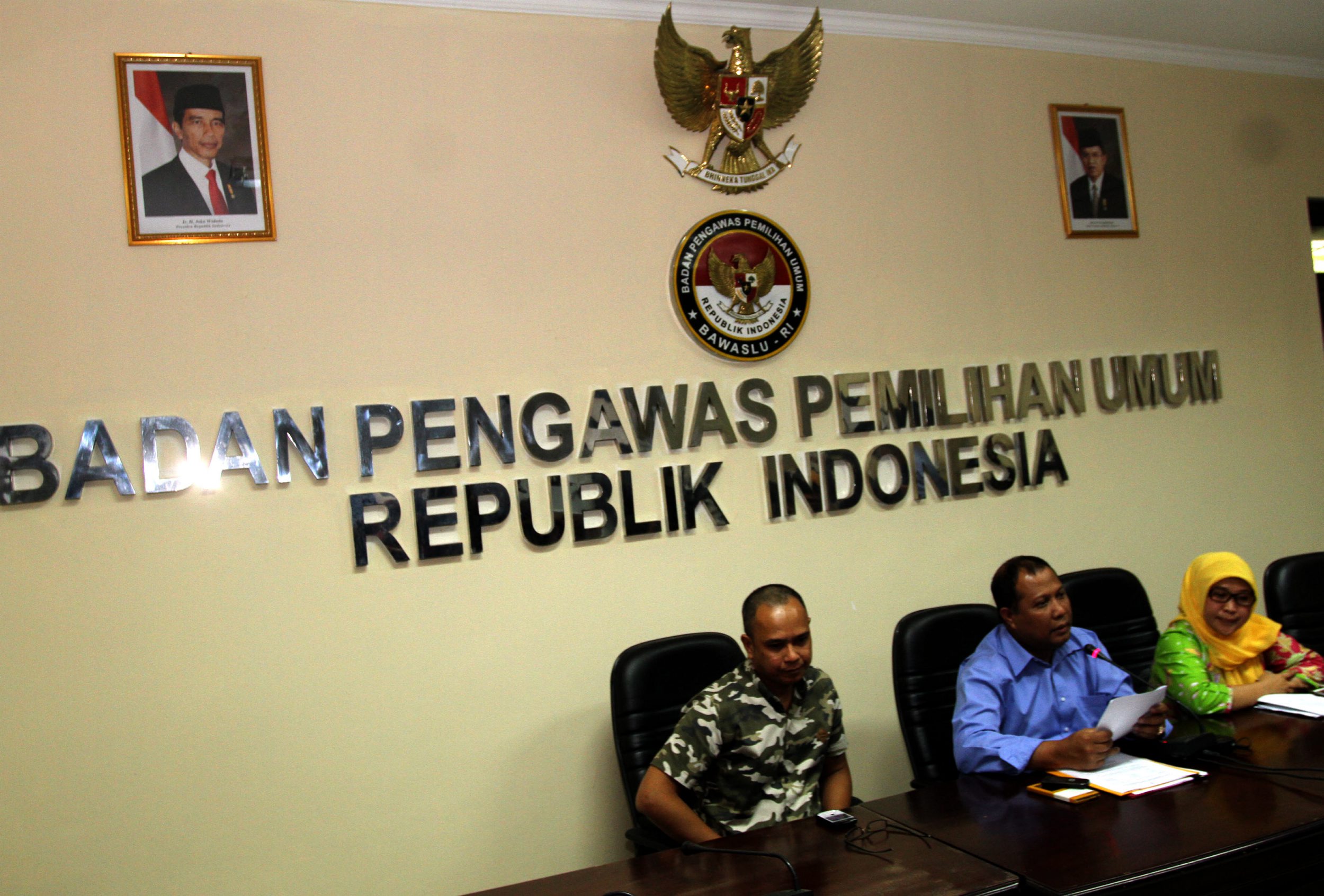 bawaslu-umumkan-terjadi-pelanggaran-pilkada-serentak_20150804_151227.jpg