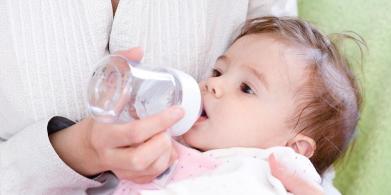 bayi-minum_20160731_190924.jpg