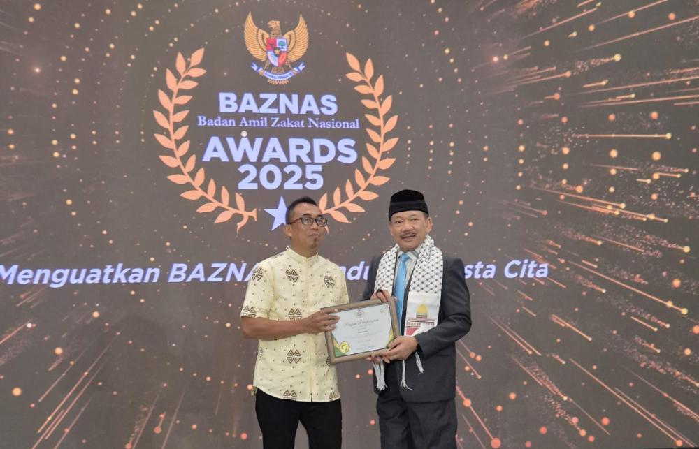 Tribunnews.com Raih Penghargaan Media Online Pewarta Gerakan Zakat Terbaik dalam BAZNAS Awards 2025