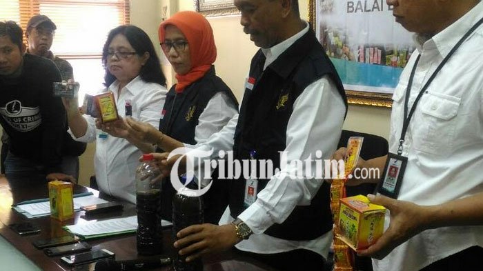 bbpom-surabaya-rilis-barang-sitaan_20180813_113641.jpg
