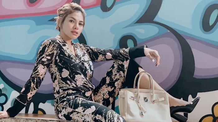 Nikita Mirzani Ngaku Ingin Tobat di Tahun 2021, Iis Dahlia Terbahak: Gue Curiga Cuma di Awal Januari