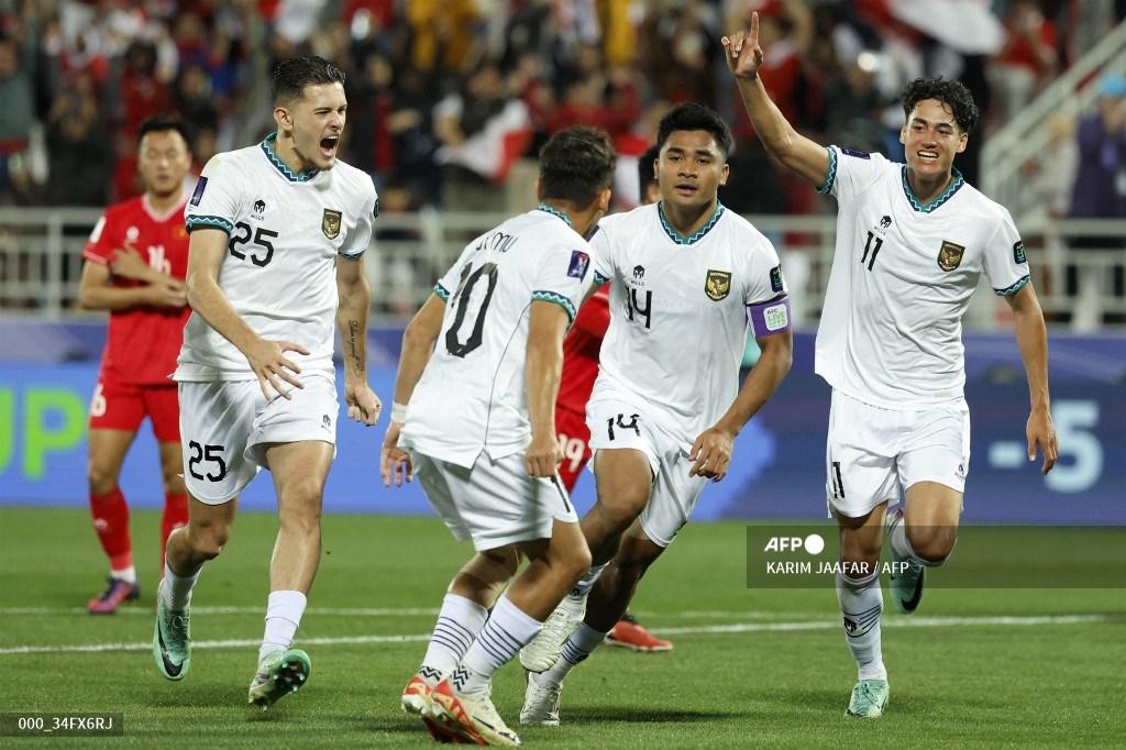 bek-asnawi-mangkualam-merayakan-gol-timnas-indonesia.jpg