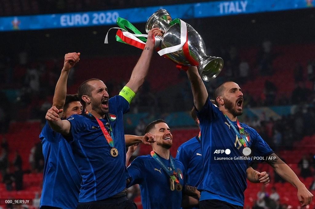 bek-italia-giorgio-chiellini-dan-bek-italia-leonardo-bonucci.jpg