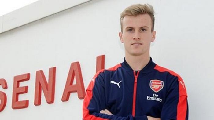 bek-muda-arsenal-rob-holding_20160722_215832.jpg