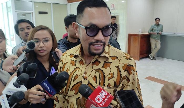 bendahara-umum-partai-nasdem-ahmad-sahroni-231.jpg