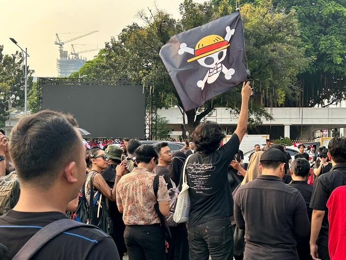 bendera-one-piece-aksi-kamisan.jpg