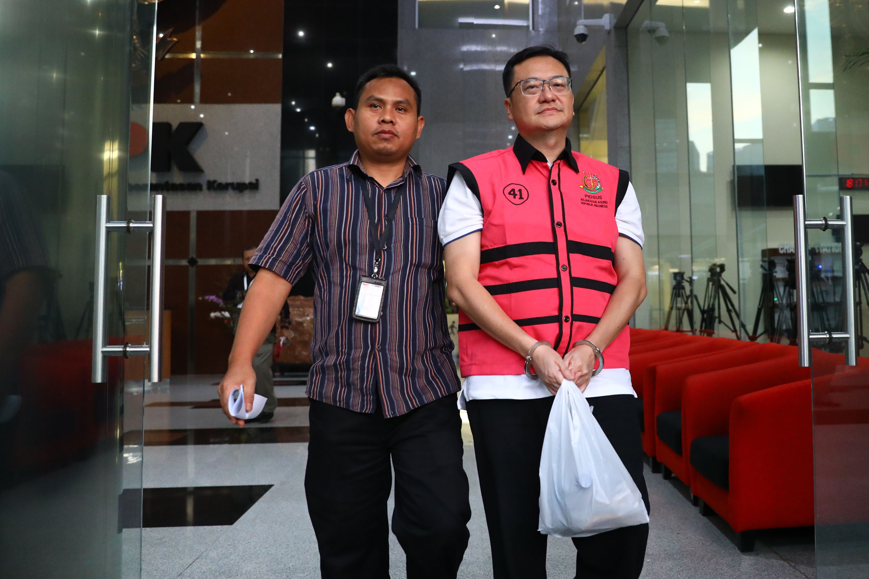 Panja Versus Usulan Pansus Jiwasraya