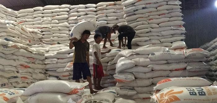beras-di-perum-bulog.jpg