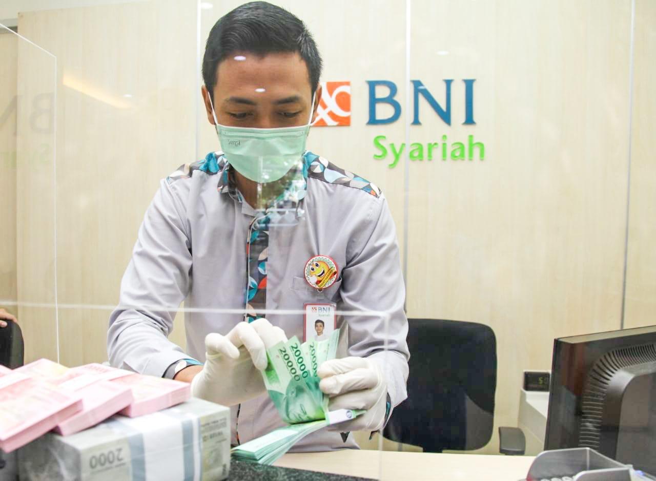 bni-syariah-teller.jpg