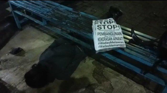 bom-molotov-ke-pos-pol-lantas-kolong-tol-jatiwarna.jpg