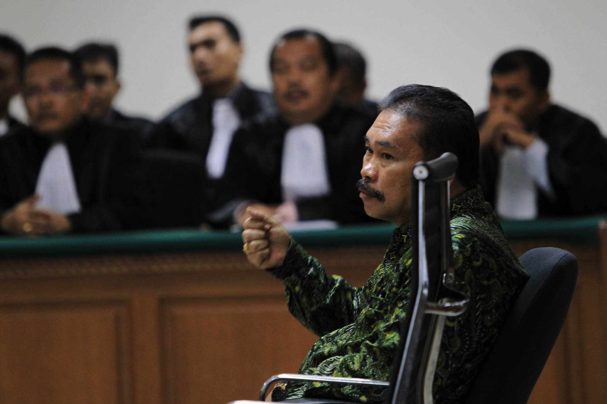 bonaran-situmeang-jalani-sidang-perdana_20150223_154832.jpg