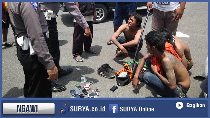 bonek-surabaya_20150320_040053.jpg
