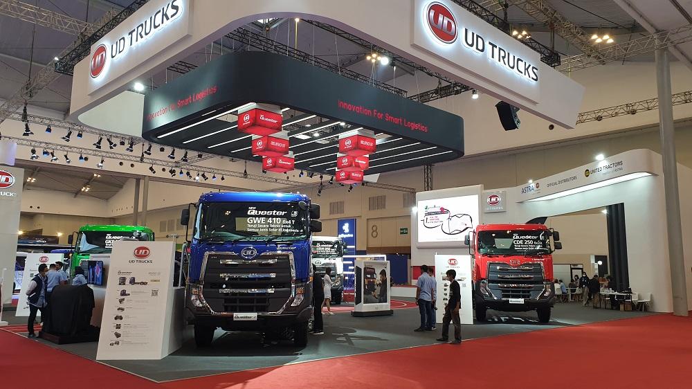 booth-ud-trucks-indonesia-dalam-pameran-gaikindo-indonesia-international.jpg