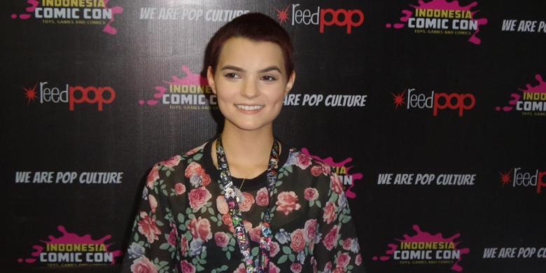 brianna-hildebrand_20161001_150318.jpg