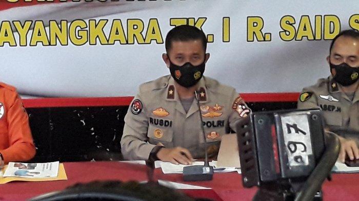 brigjen-pol-rusdi-hartono-saat-memberi-keterangan-di-rs-polri-kramat-jati.jpg